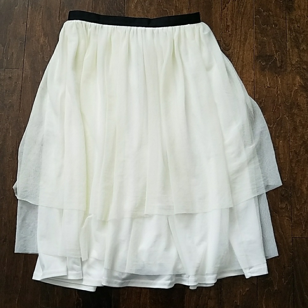 Off white tulle midi skirt